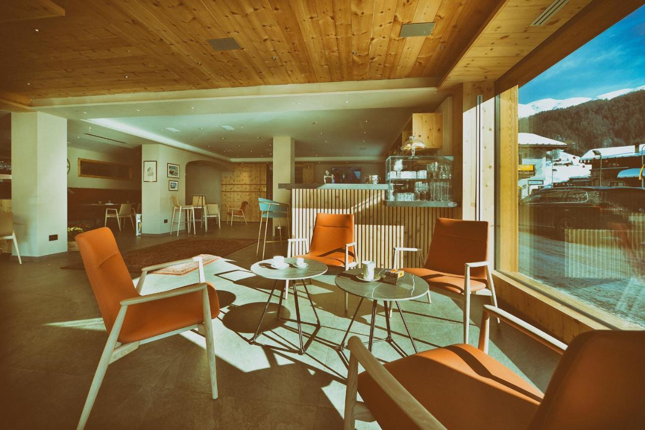 Hotel St. Michael Livigno Exterior photo